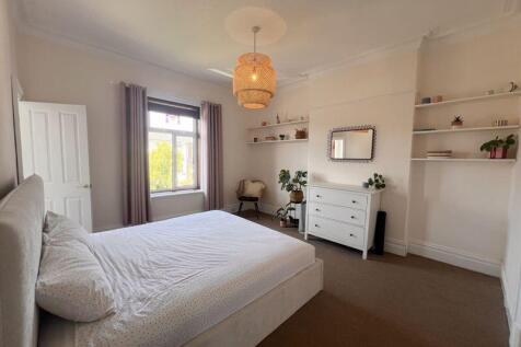 Bedroom with Ensuite