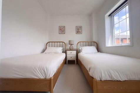 Twin Bedroom