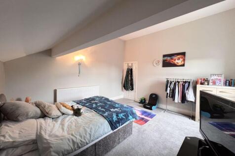 38 - Bedroom 4