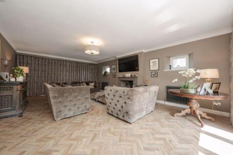 Lounge 2