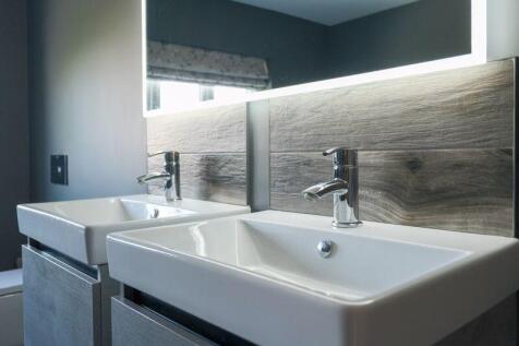 Master En-suite