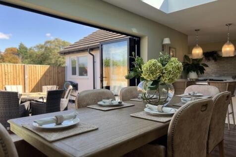 Open Plan Dining