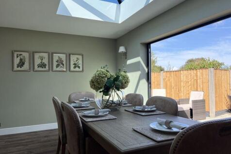 Open Plan Dining