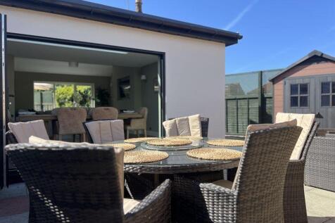 Outdoor Dining Table