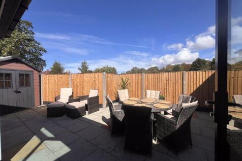 Outdoor Dining Table