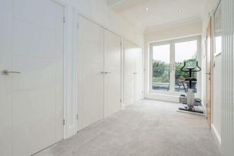 Bedroom master dressing
