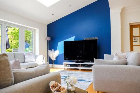 Open plan lounge