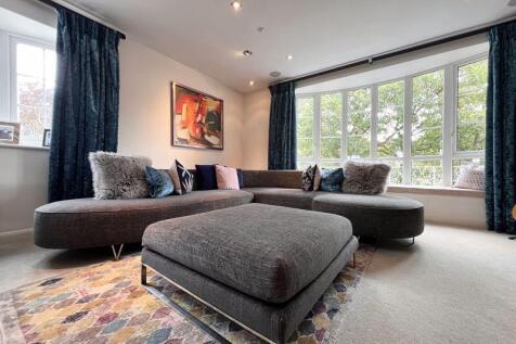 Feature Seating