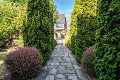 Garden front