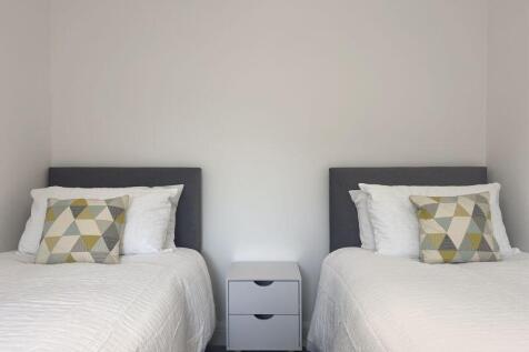 Twin Bedroom