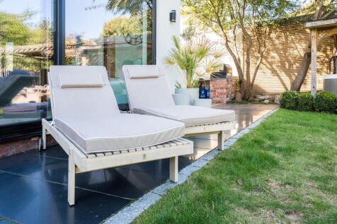 Loungers