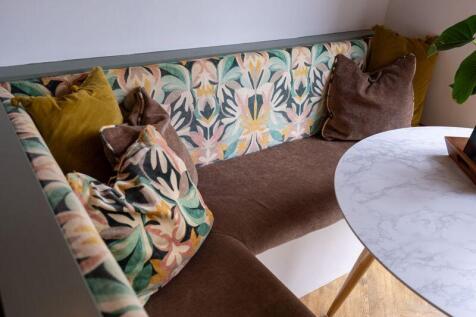 Kitchen seating