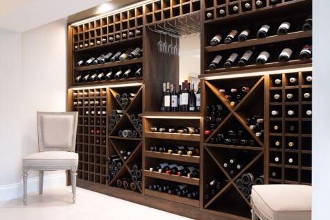 Dining wine