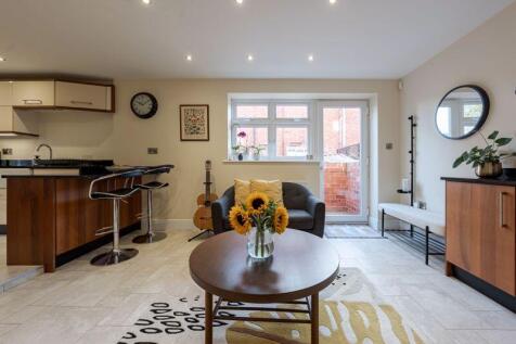 Kitchen/ Breakfast Room