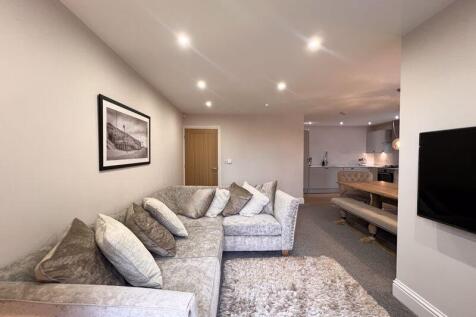 Open Plan Living Room/ Diner