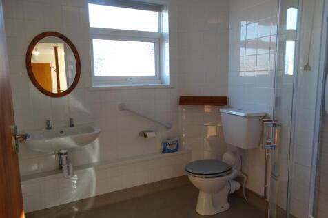 shower room.JPG