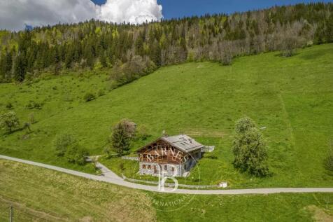 2025/04/30 Le Grand Bornand route des Co¿tes (Bar