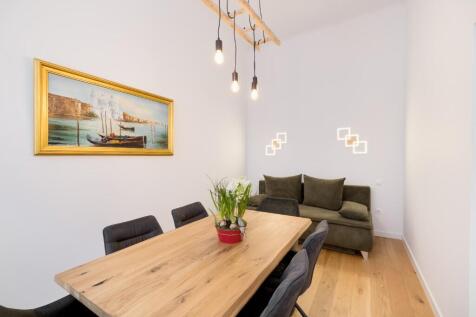 Dining room/Office