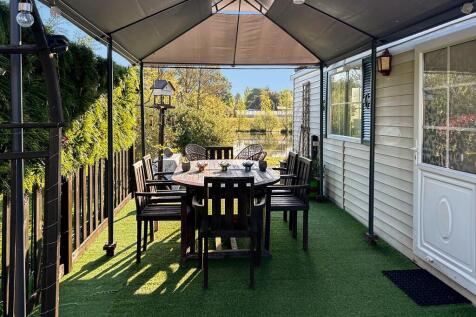 Rear decking