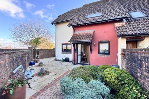 PHOTO-2025-11-10-13-40-51 3.jpg