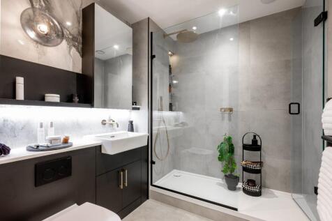 Sleek bathroom