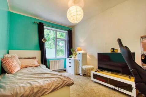 Bedroom 2.jpg
