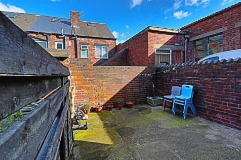 Rear Yard.jpg