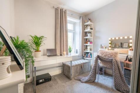 Bedroom 2.jpg
