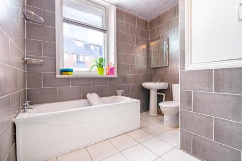 Bath 1.jpg