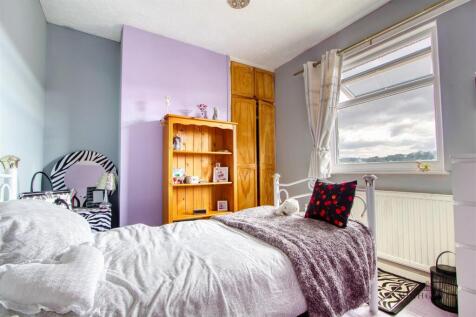 Bedroom 2.jpg