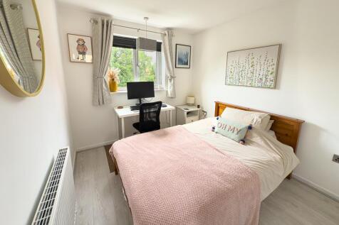 Bedroom 2.jpg