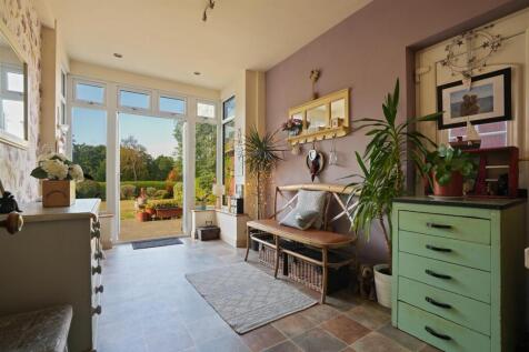 Sitting Room.jpg