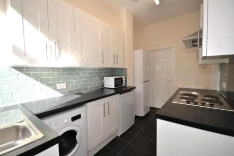 Kitchen 2.JPG