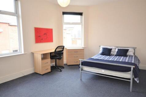 Bedroom 2.JPG