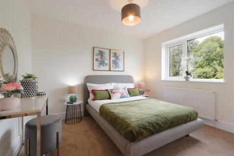 Bedroom 1.jpg