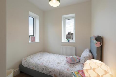 Bedroom 3.jpg
