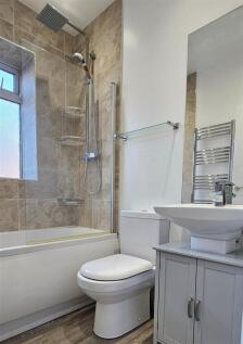 10. Bathroom 1.jpg