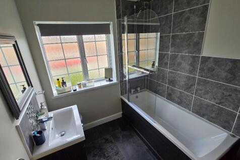 1st floor bathroom