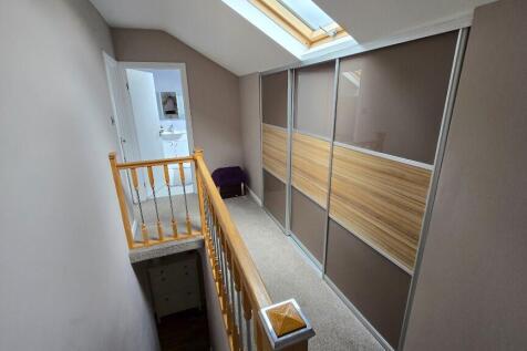 1st floor corridor
