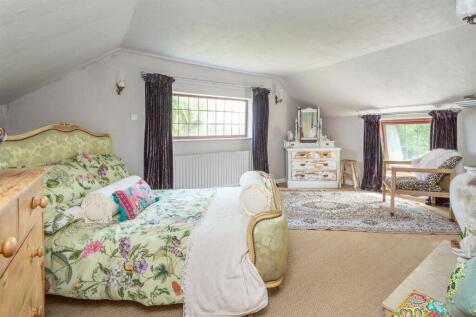 12_bedroom_1a.jpg