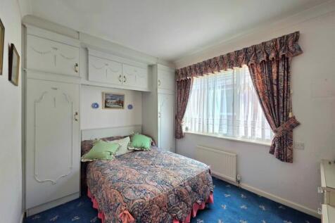2nd bed.jpg