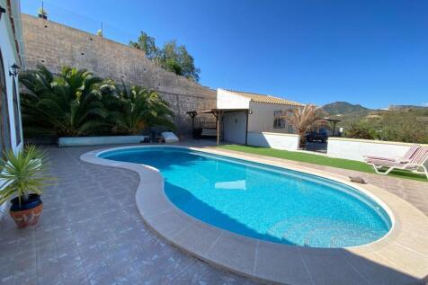 Property Image 4