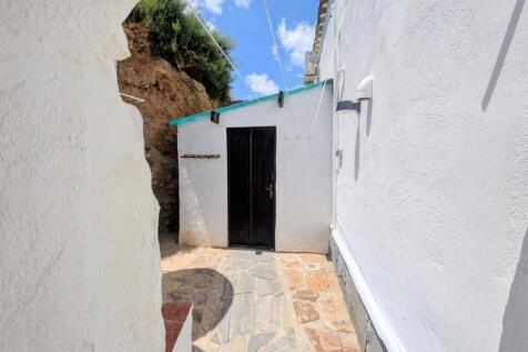 Property Image 36