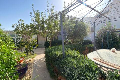 Property Image 38