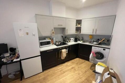 46869_7902_IMG_01_00