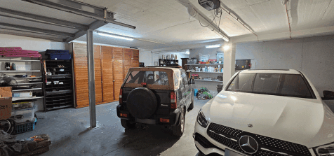 Garage/Laundry
