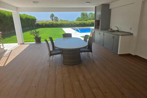 BBQ AREA 