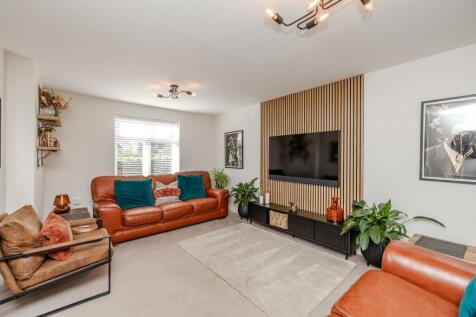 6LeasingthorpeWay-NewcastleGreatPark-NE139BQ-29
