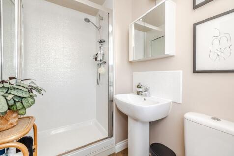 6LeasingthorpeWay-NewcastleGreatPark-NE139BQ-10