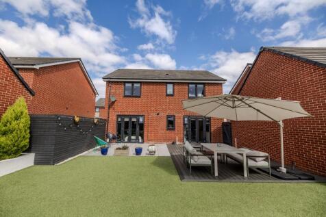 14BridgetGardens-NewcastleGreatPark-NE139DD-17